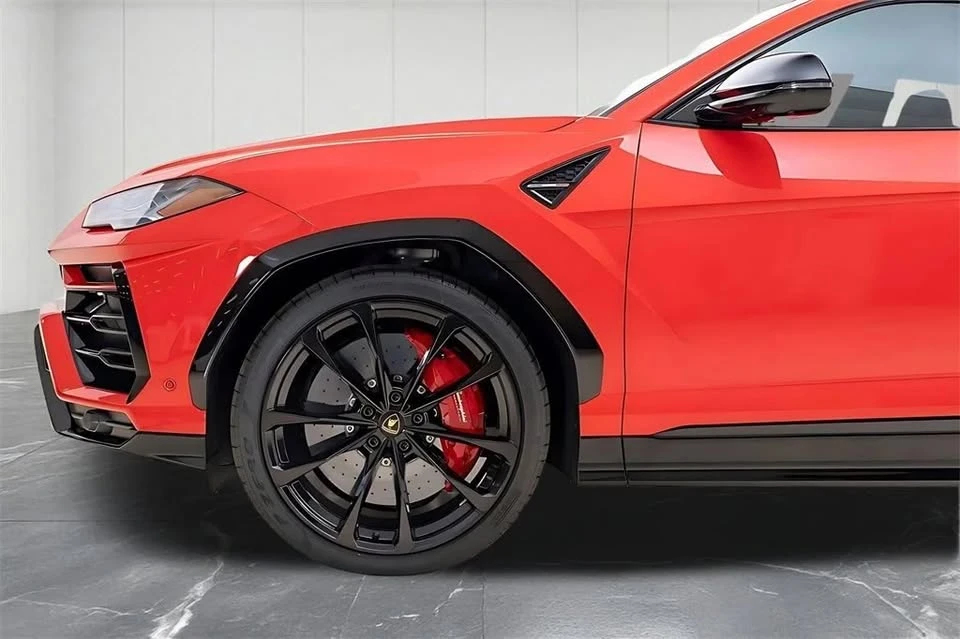 2022 Lamborghini Urus - Image 3 of 18
