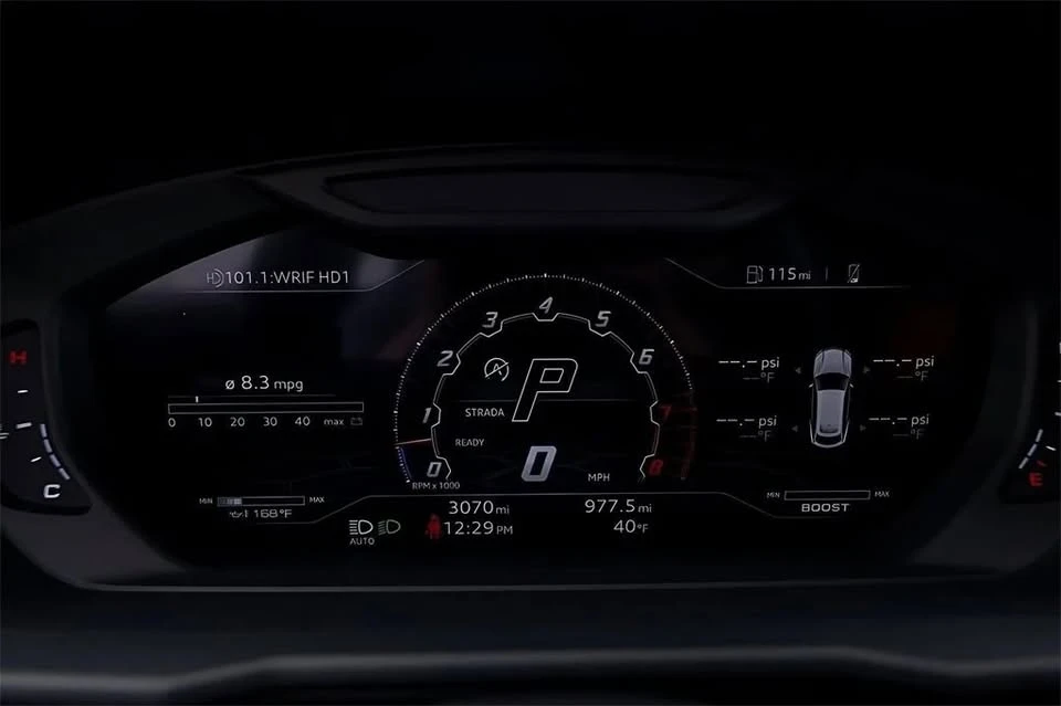 2022 Lamborghini Urus - Image 17 of 18