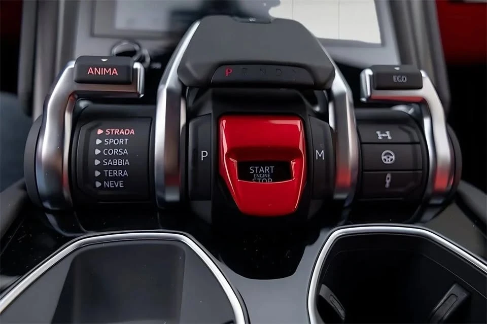 2022 Lamborghini Urus - Image 18 of 18