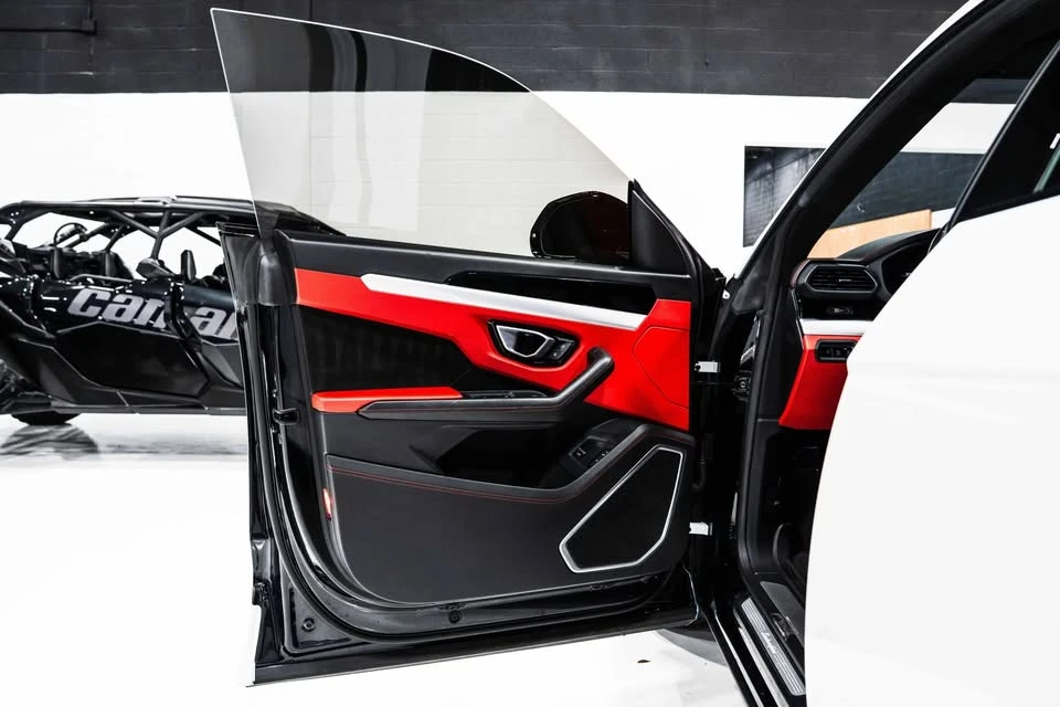 2022 Lamborghini Urus - Image 18 of 20
