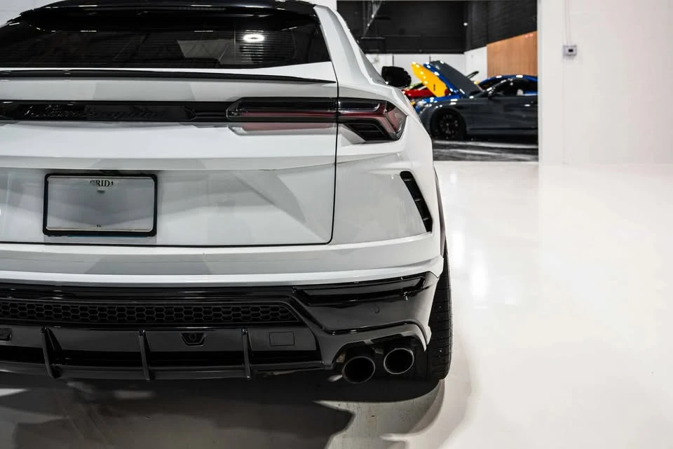 2022 Lamborghini Urus - Image 8 of 20