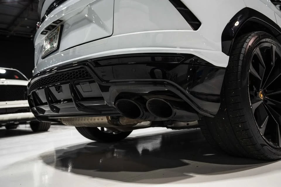 2022 Lamborghini Urus - Image 13 of 20