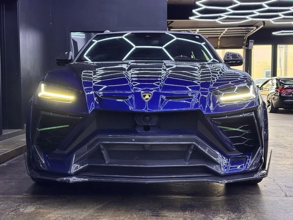 2022 Lamborghini Urus - Image 2 of 10