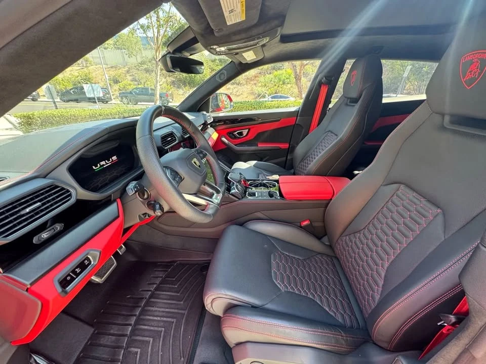 2022 Lamborghini Urus - Image 7 of 18