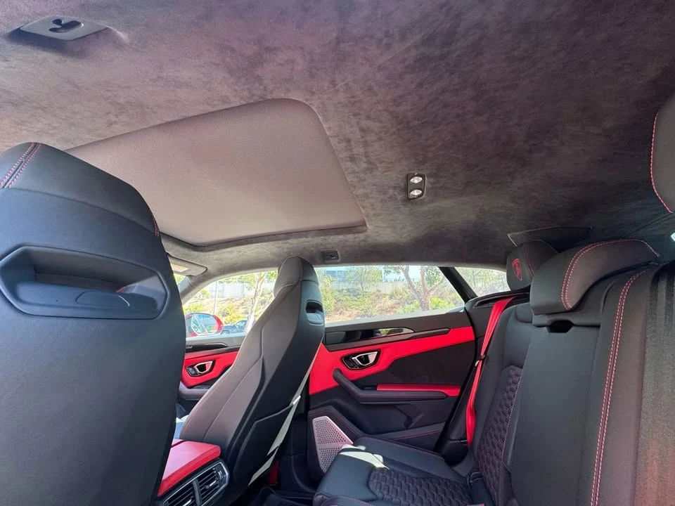 2022 Lamborghini Urus - Image 12 of 18
