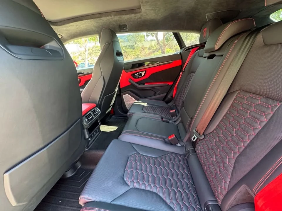 2022 Lamborghini Urus - Image 11 of 18