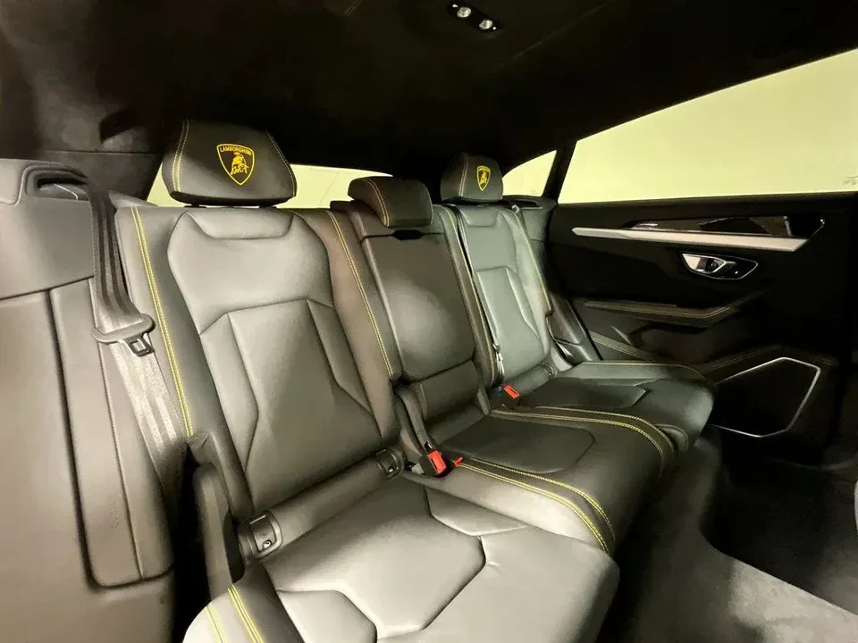 2022 Lamborghini Urus - Image 5 of 19