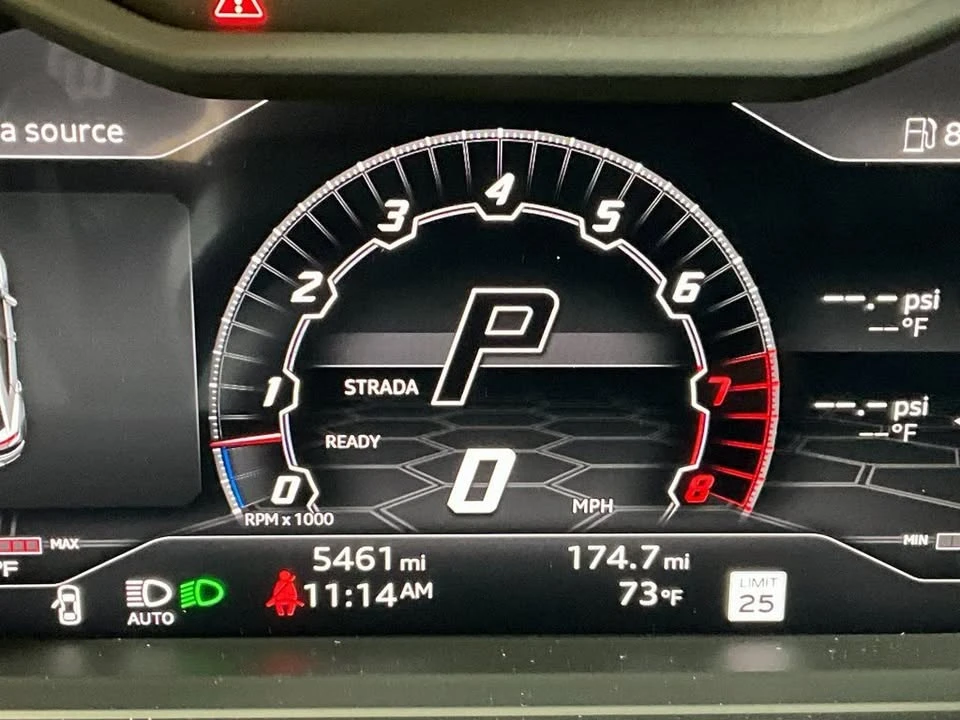 2022 Lamborghini Urus - Image 7 of 19