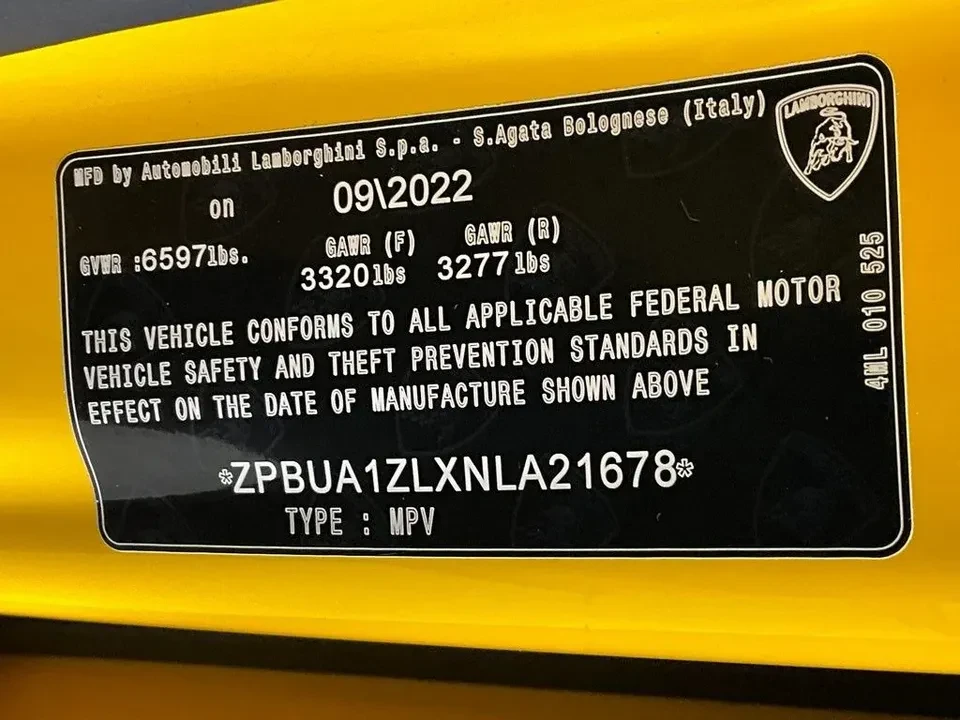 2022 Lamborghini Urus - Image 3 of 19