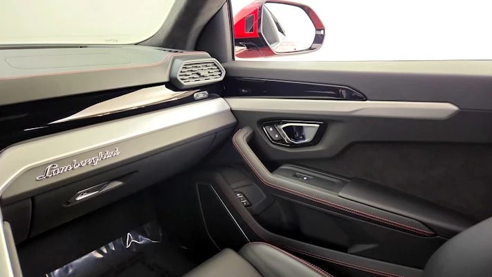 2022 Lamborghini Urus - Image 11 of 15