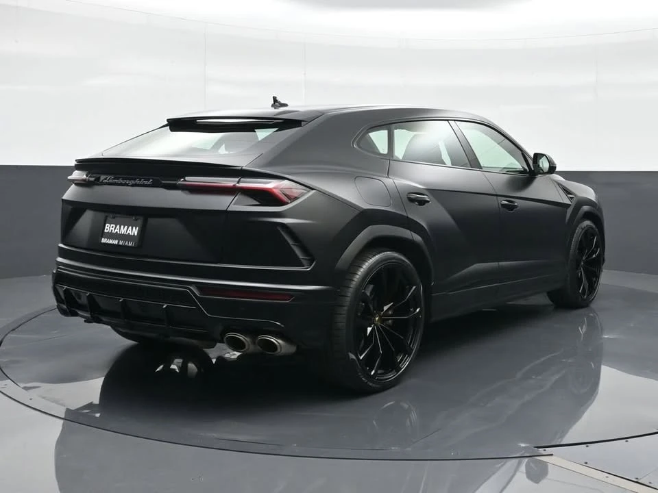 2022 Lamborghini Urus - Image 5 of 7
