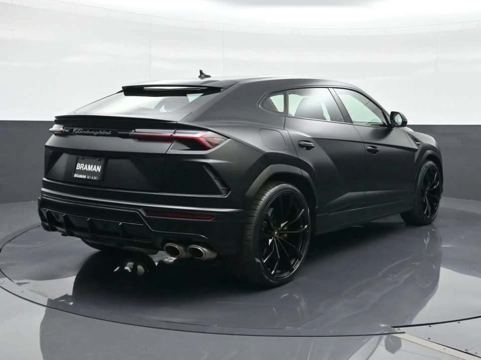 2022 Lamborghini Urus - Image 2 of 6