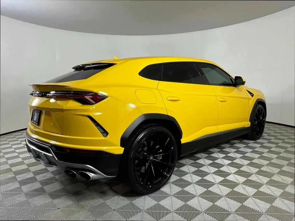 2022 Lamborghini Urus - Image 4 of 20
