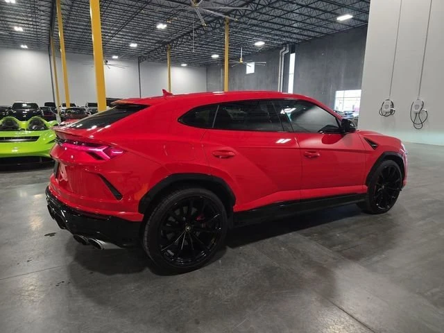 2022 Lamborghini Urus - Image 2 of 4