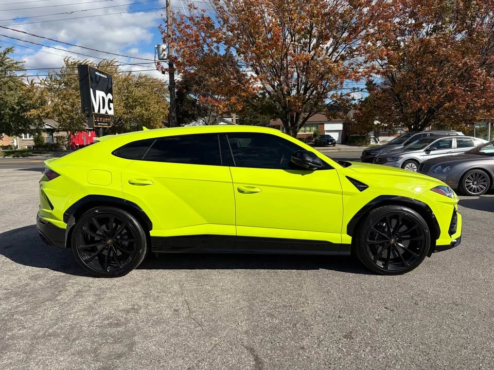 2022 Lamborghini Urus - Image 4 of 9