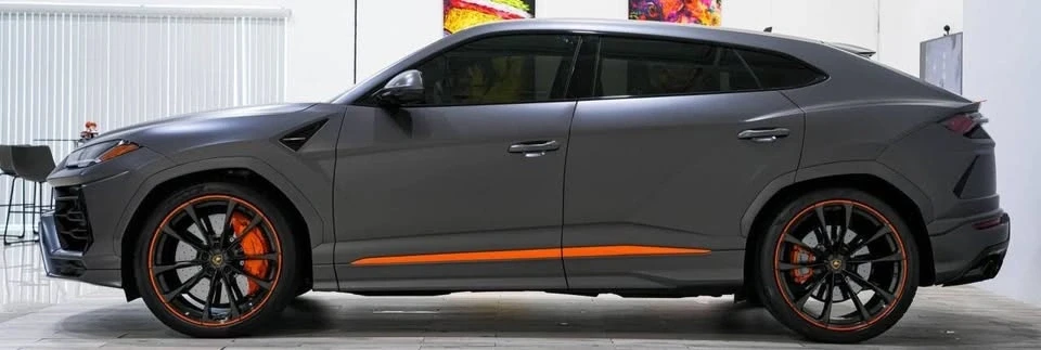 2022 Lamborghini Urus - Image 2 of 19
