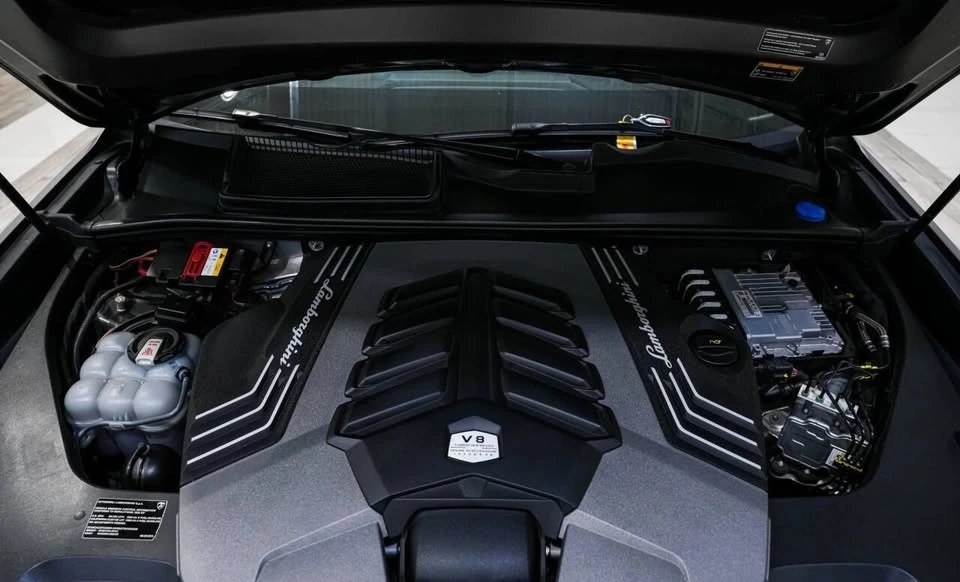 2022 Lamborghini Urus - Image 9 of 19