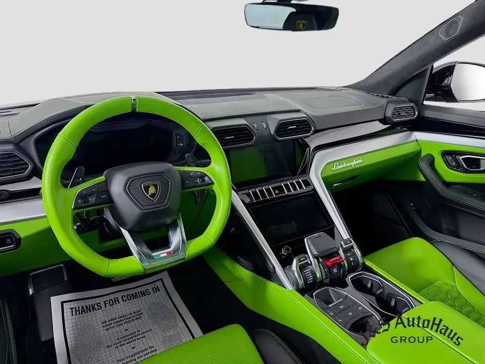 2022 Lamborghini Urus - Image 3 of 20