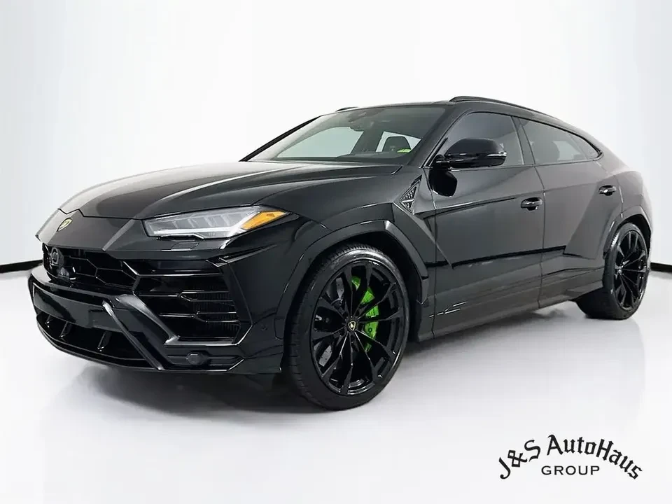 2022 Lamborghini Urus - Image 2 of 20