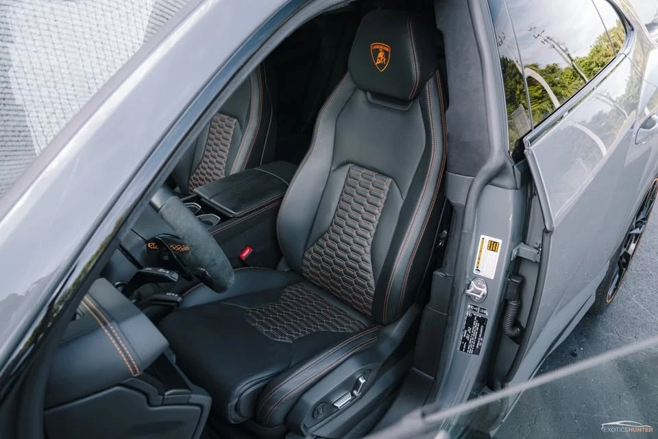 2022 Lamborghini Urus - Image 5 of 5