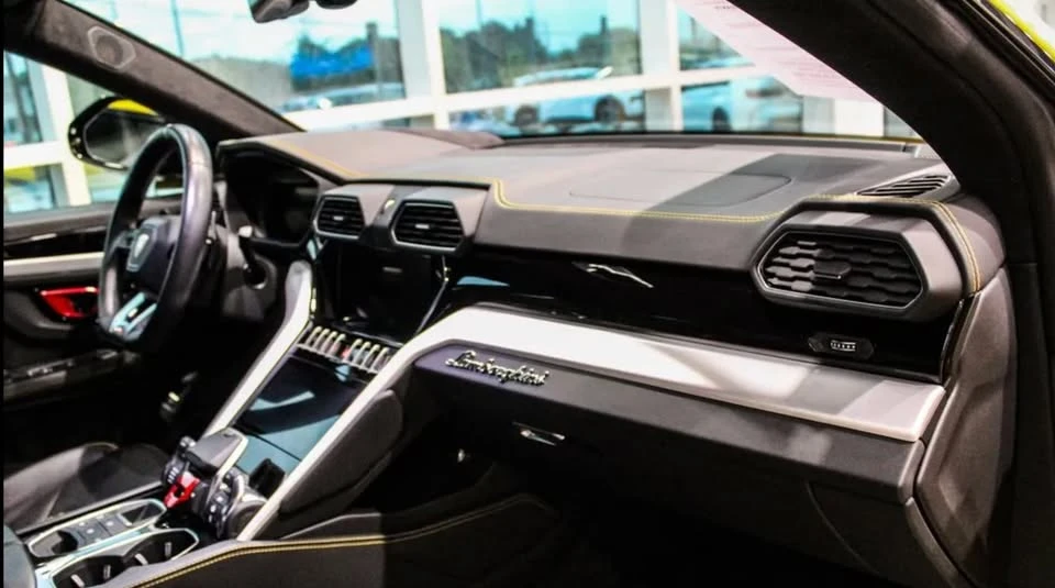 2022 Lamborghini Urus S - Image 6 of 9