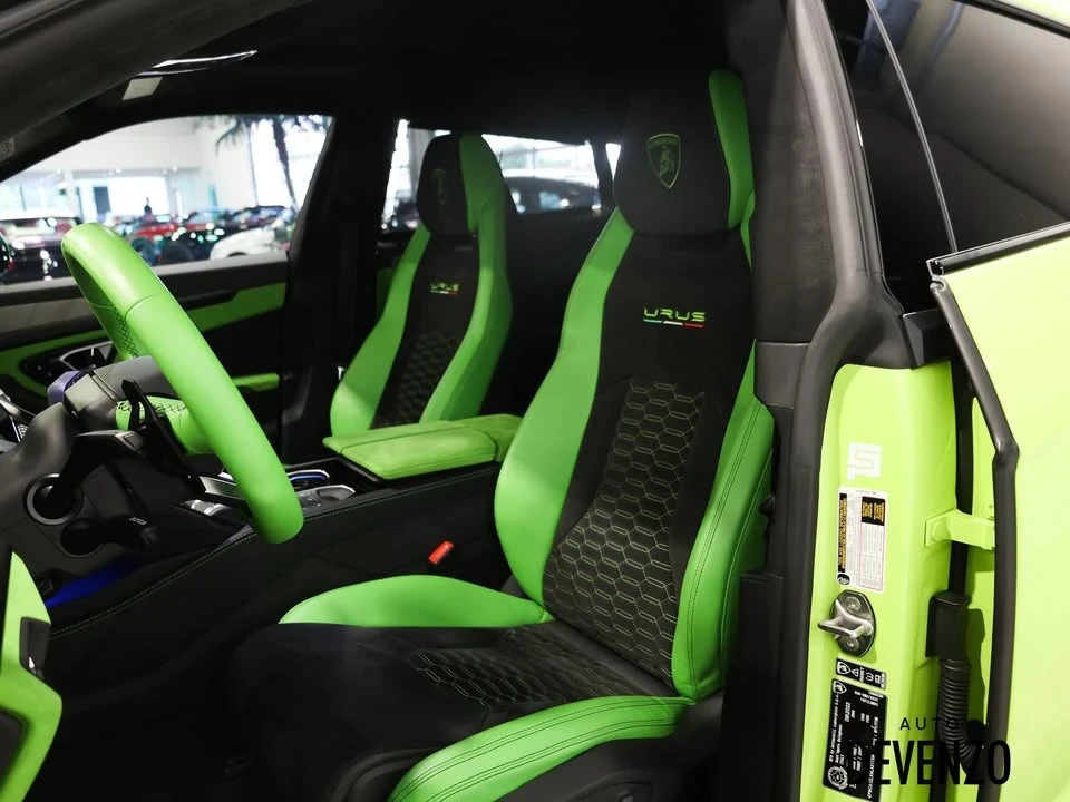 2022 Lamborghini Urus - Image 14 of 19