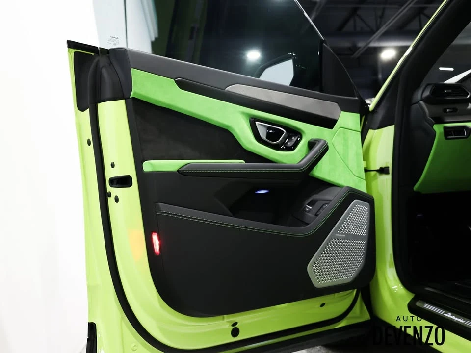 2022 Lamborghini Urus - Image 10 of 19