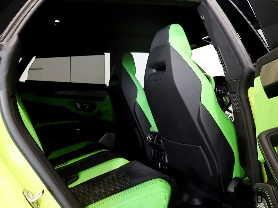 2022 Lamborghini Urus - Image 8 of 19
