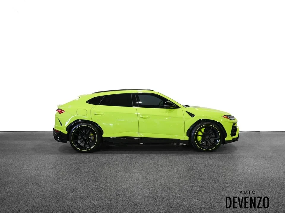 2022 Lamborghini Urus - Image 2 of 19