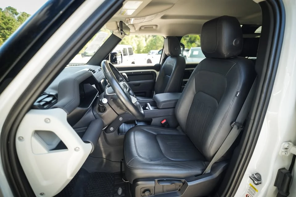 2022 Land Rover Defender L663 - Image 18 of 20