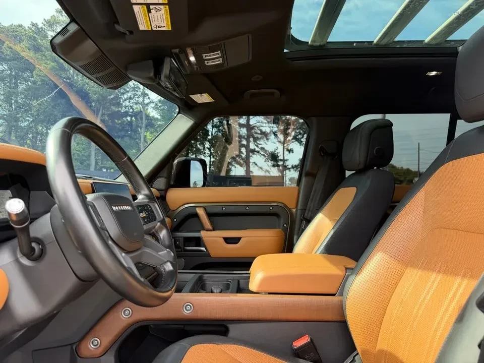 2022 Land Rover Defender L663 - Image 8 of 20