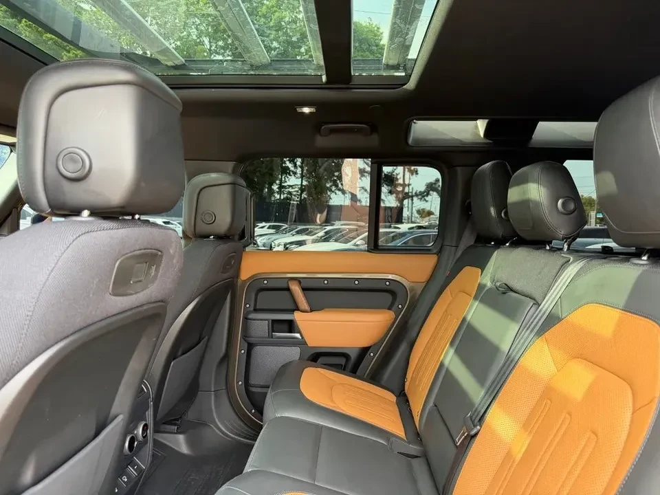 2022 Land Rover Defender L663 - Image 16 of 20