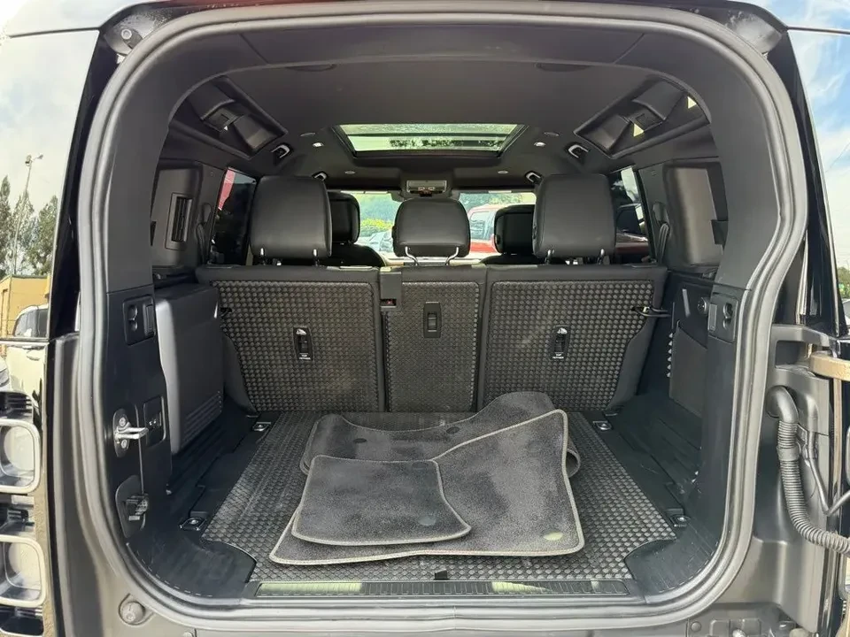 2022 Land Rover Defender L663 - Image 6 of 20