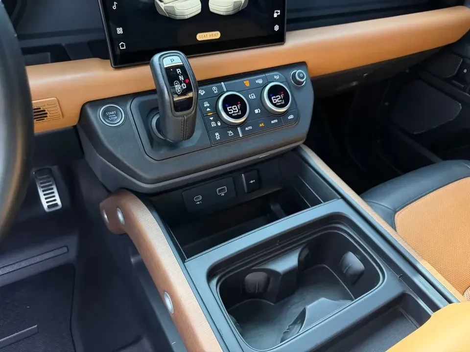 2022 Land Rover Defender L663 - Image 14 of 20