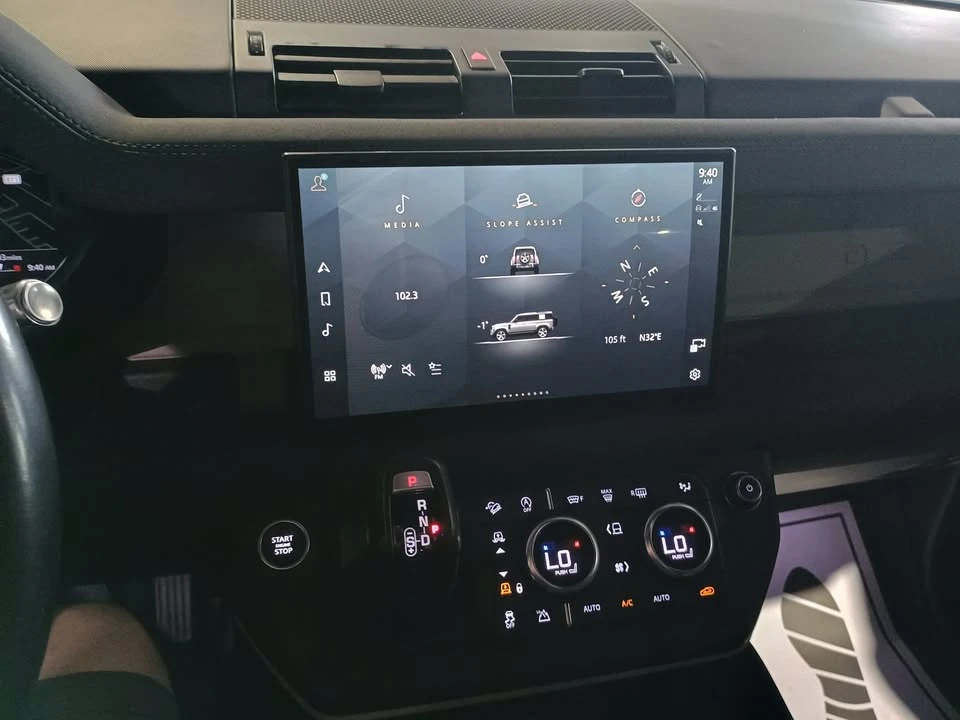 2022 Land Rover Defender L663 - Image 13 of 20
