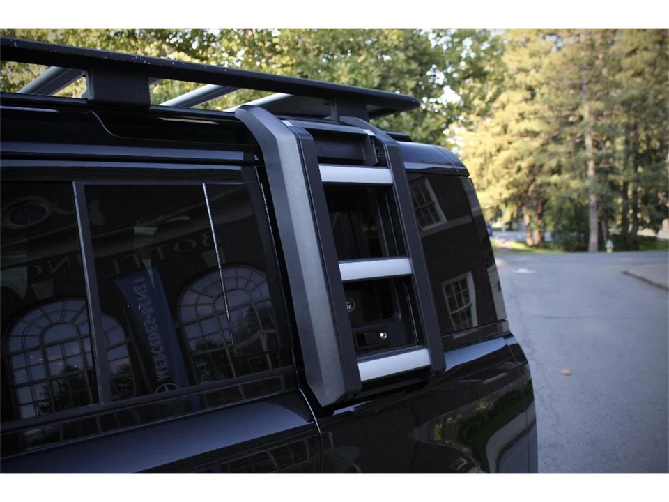2022 Land Rover Defender L663 - Image 19 of 31