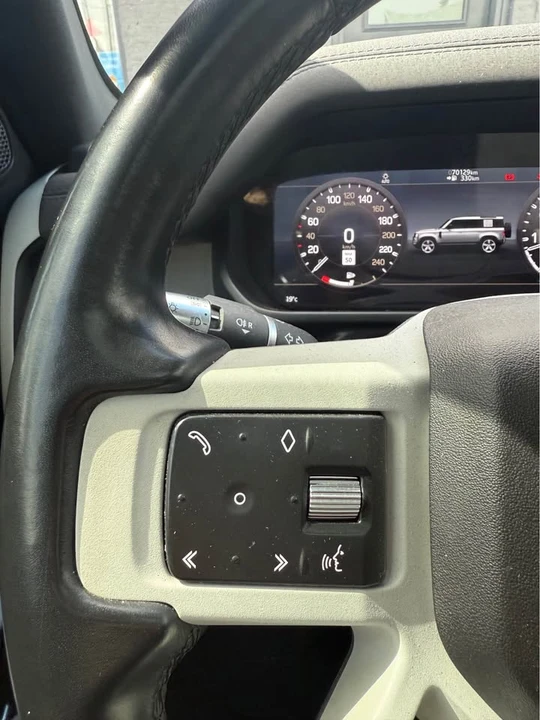 2022 Land Rover Defender L663 - Image 9 of 13