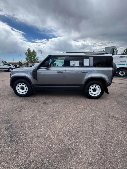 2022 Land Rover Defender L663 - Image 3 of 19