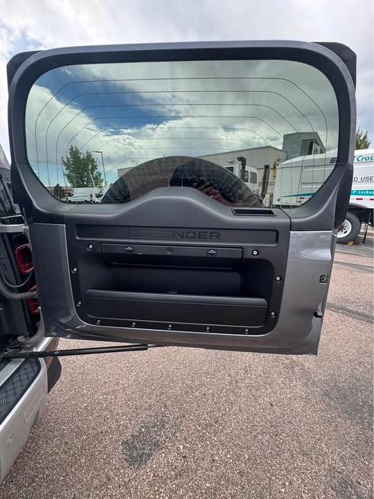 2022 Land Rover Defender L663 - Image 10 of 19