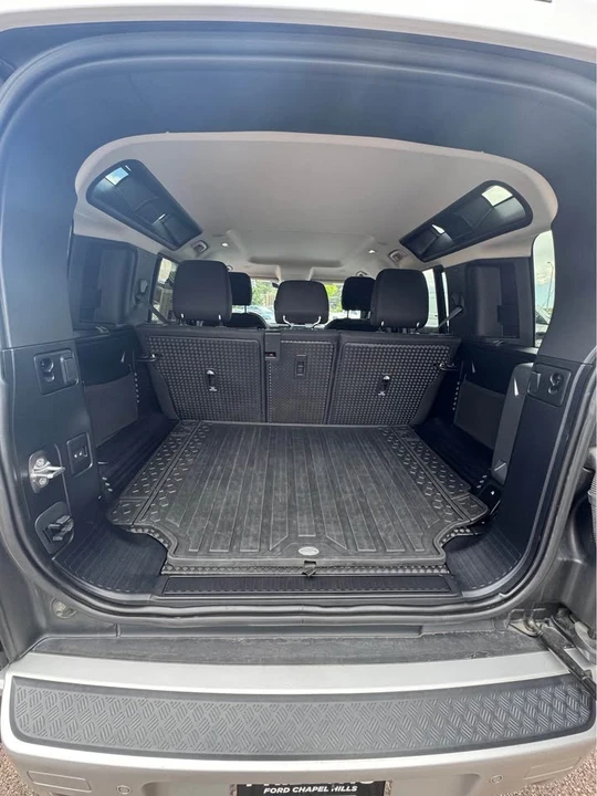 2022 Land Rover Defender L663 - Image 9 of 19