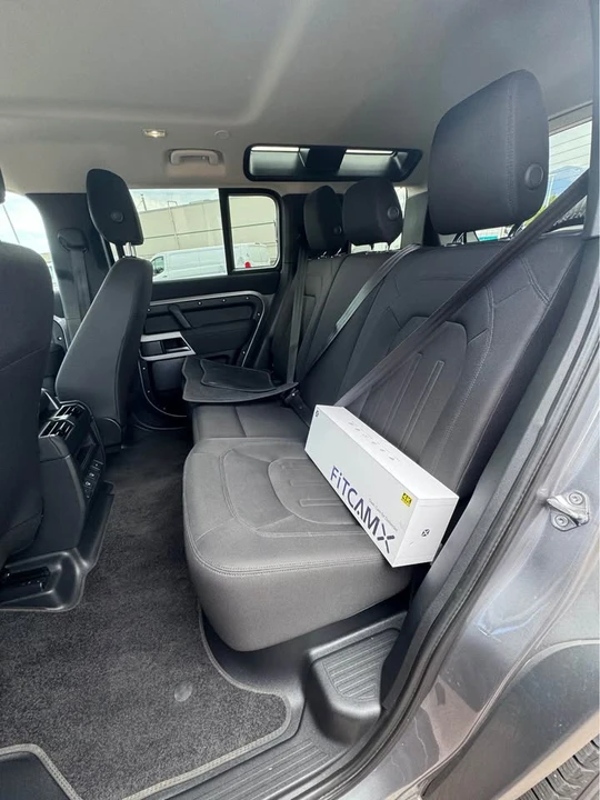 2022 Land Rover Defender L663 - Image 14 of 19