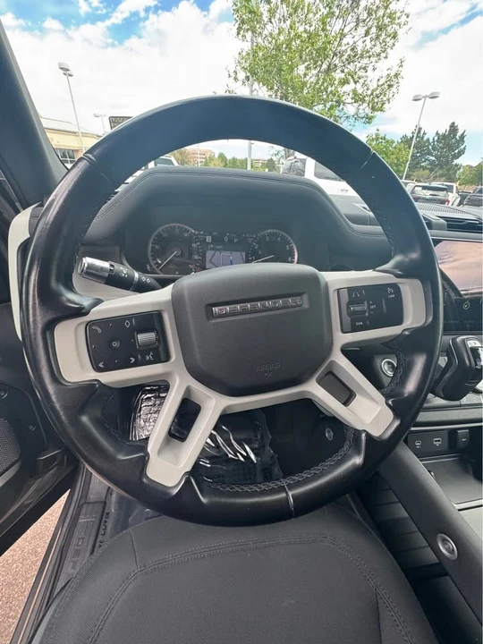 2022 Land Rover Defender L663 - Image 16 of 19