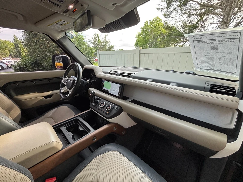 2022 Land Rover - Image 26 of 31