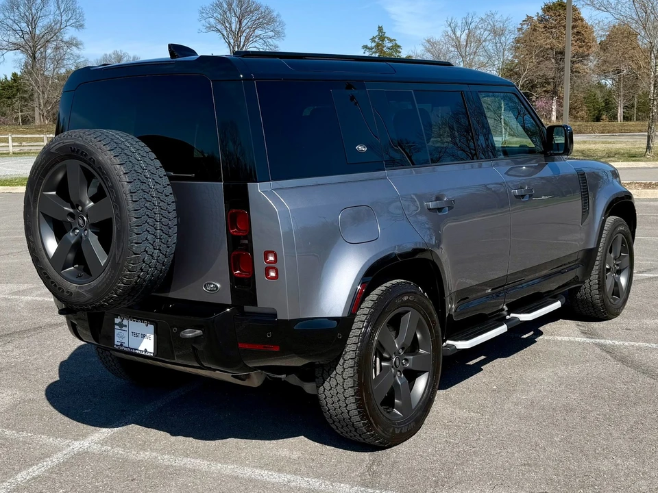 2022 Land Rover Defender L663 - Image 3 of 21