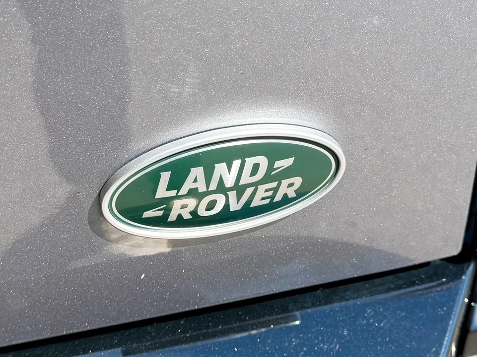 2022 Land Rover Defender L663 - Image 12 of 21