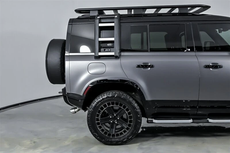 2022 Land Rover Defender L663 - Image 13 of 21