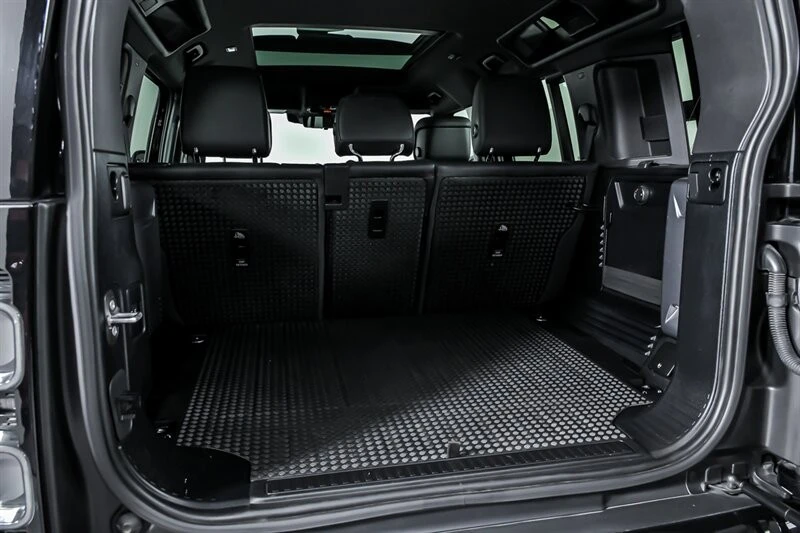 2022 Land Rover Defender L663 - Image 16 of 21