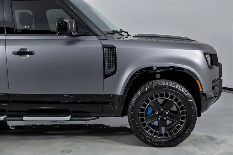 2022 Land Rover Defender L663 - Image 14 of 21