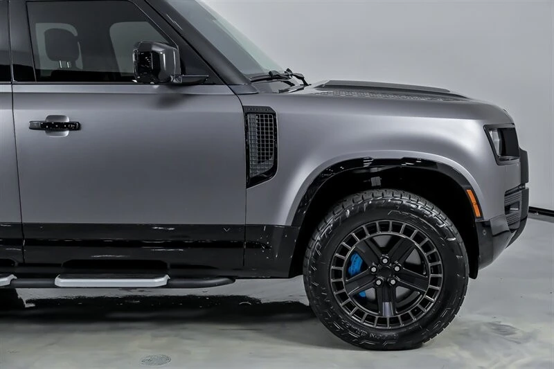 2022 Land Rover Defender L663 - Image 15 of 21