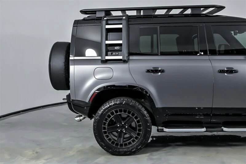 2022 Land Rover Defender L663 - Image 13 of 21